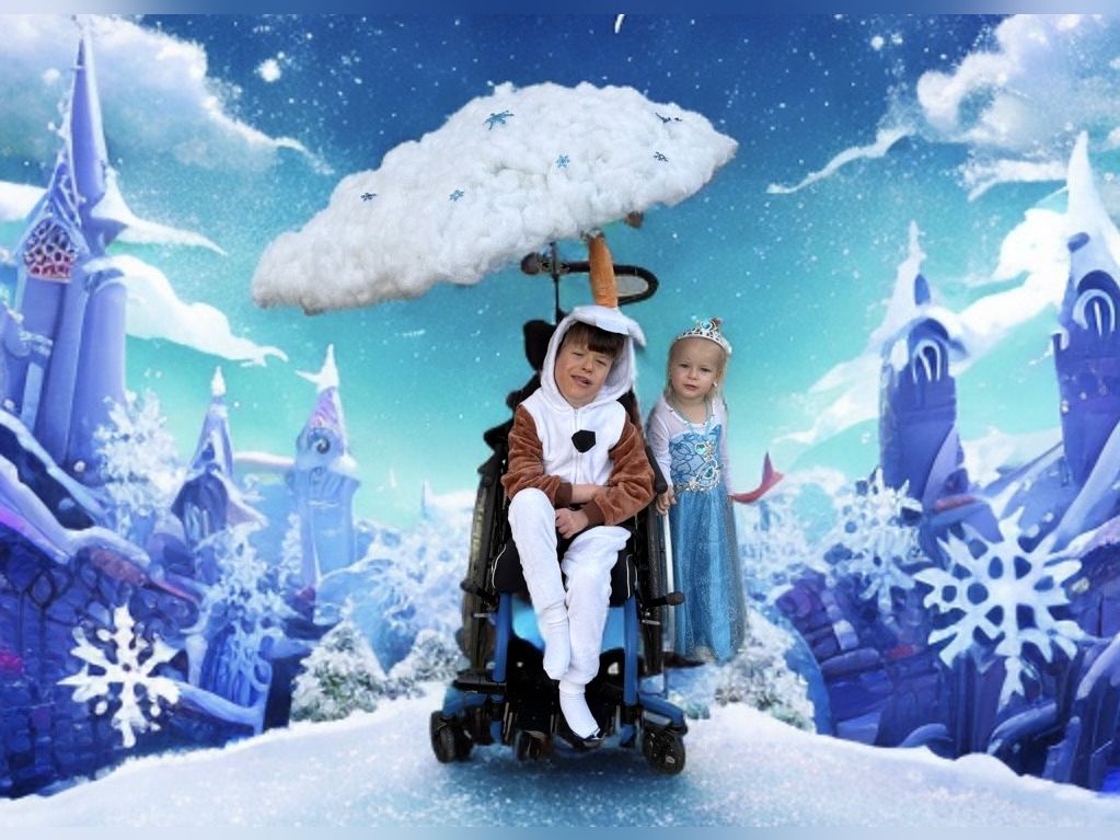 Olaf with Snow Flurry Cloud & Elsa